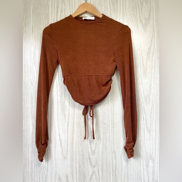 American Thread Bronze Long Sleeve Cropped Cut Out Top Size M EUC - Picture 1 of 3